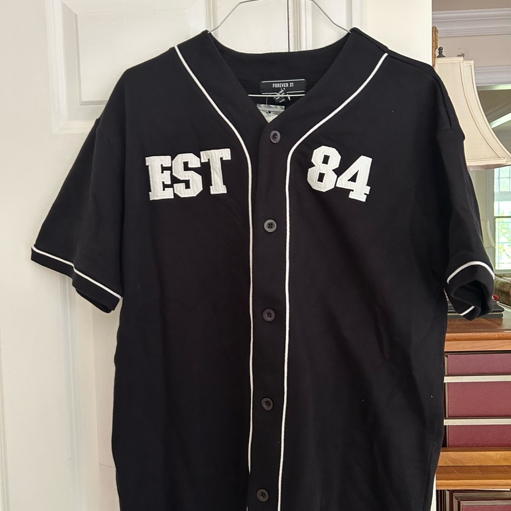 New With Tags Forever 21 Black and White Jersey Shirt